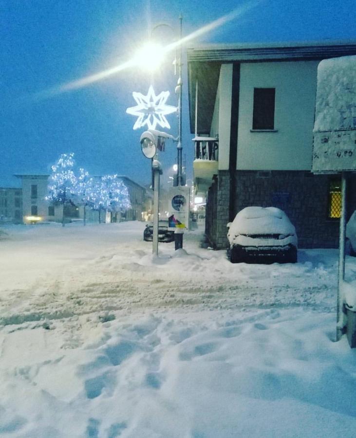 Готель Fiocco Di Neve Тарвізіо Екстер'єр фото